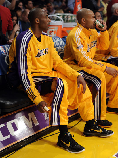 來自中國女 來自中國女